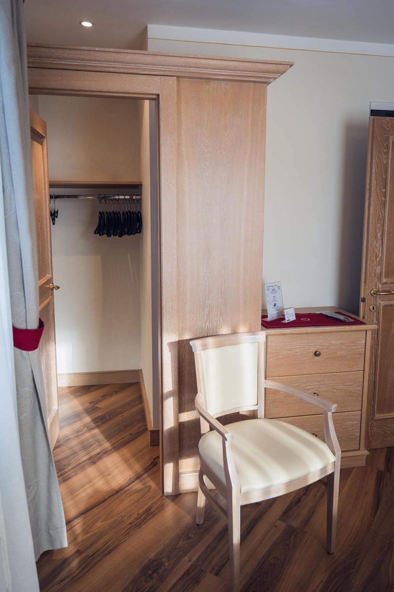 Hotel Alle Alpi 모에나 외부 사진