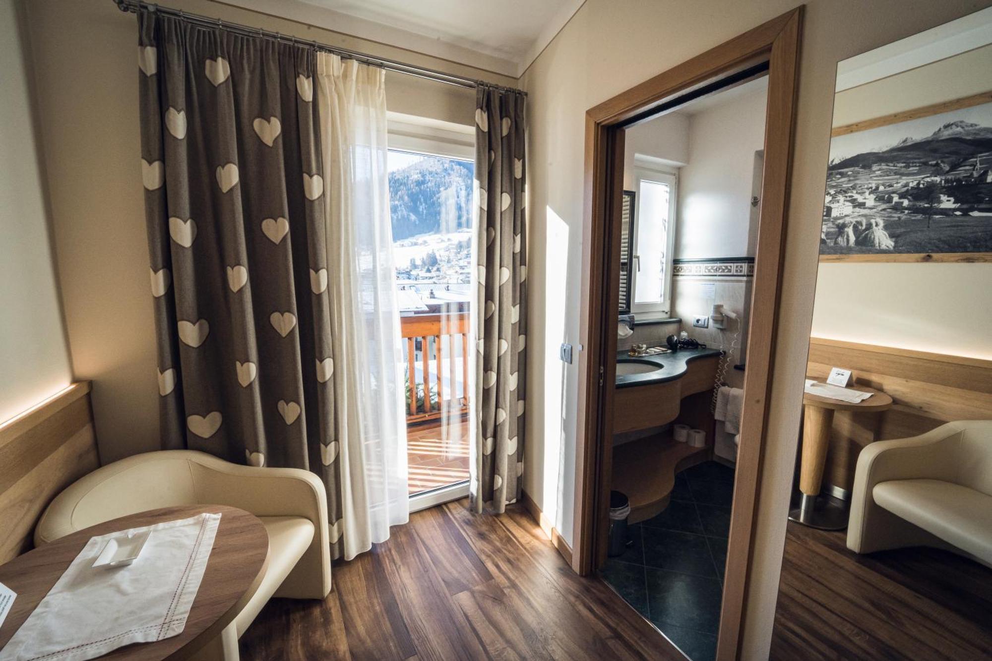 Hotel Alle Alpi 모에나 외부 사진