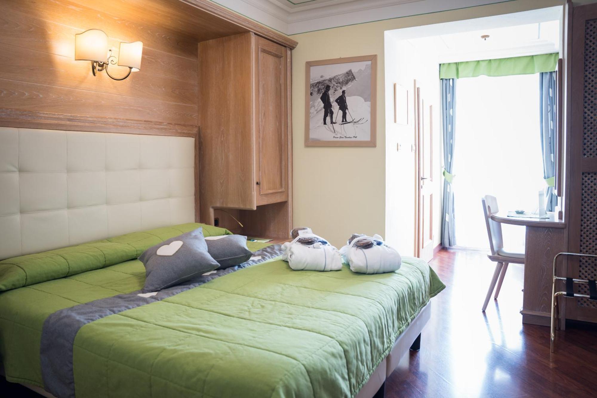 Hotel Alle Alpi 모에나 외부 사진