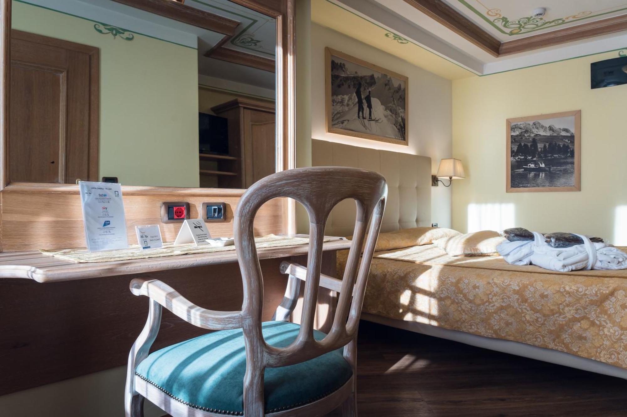 Hotel Alle Alpi 모에나 외부 사진