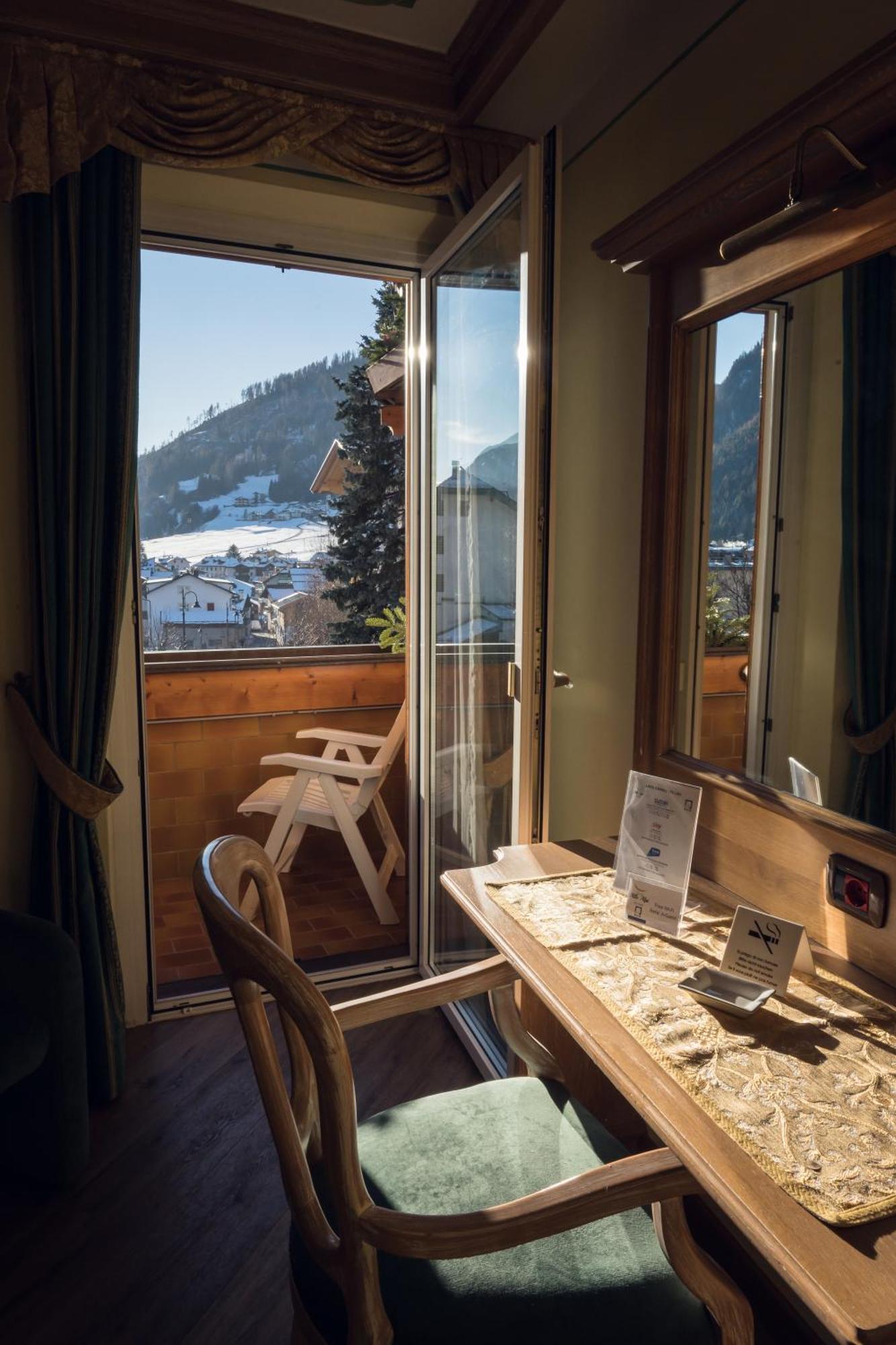 Hotel Alle Alpi 모에나 외부 사진